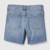 5″ flickvänshorts i medelhög jeans