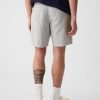 8″ shorts i linne-bomull