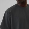 Avslappnad Tech T-shirt