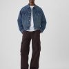 Avslappnad ikon jeansjacka