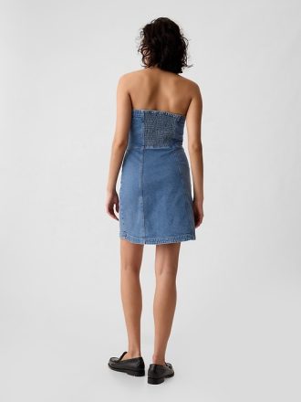 Axelbandslös miniklänning i denim