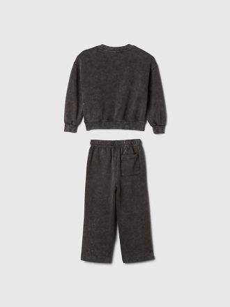 Baby & Småbarn avslappnat svettset