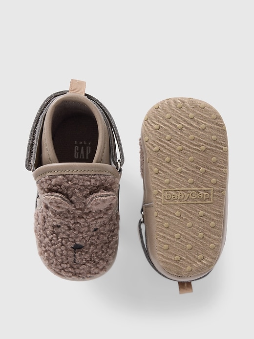 Baby sherpa Bear tossor Baby sherpa Bear tossor