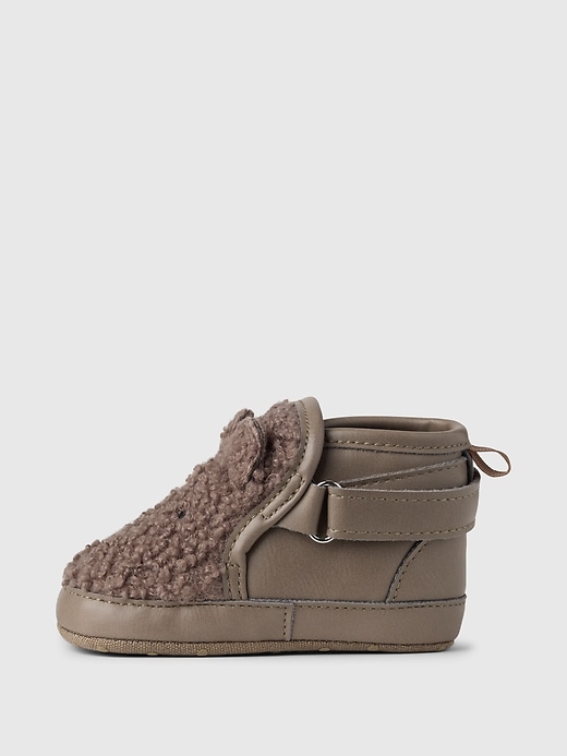 Baby sherpa Bear tossor Baby sherpa Bear tossor