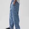 Baggy jeans