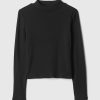 Barn T-shirt med ribbad halsringning Barn T-shirt med ribbad halsringning