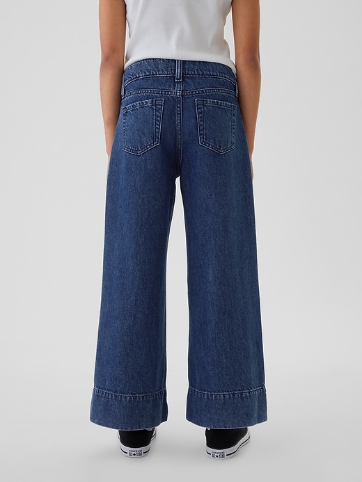 Barn jeans med vida ben och fotled Barn jeans med vida ben och fotled