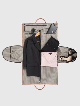 Brouk and Co Capri 2-N-1 Garment Resväska
