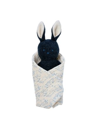 Bunny Rattle och Burp Cloth
