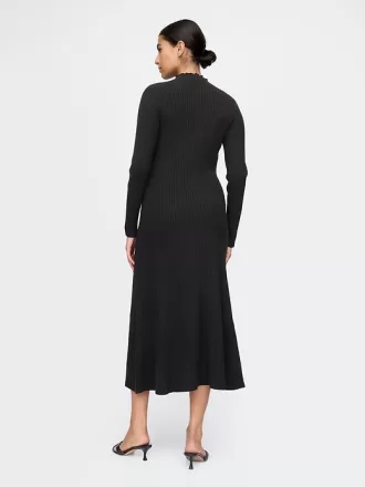 CashSoft Plisserad Rib Maxi Sweater Dress