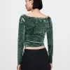 Cropped Velvet Off-Soulder Topp Cropped Velvet Off-Soulder Topp