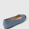 Denim balettlägenheter