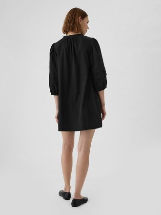 Eyelet miniklänning