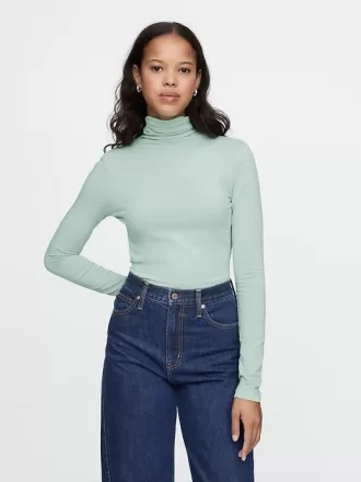 Fjäderlätt turtleneck