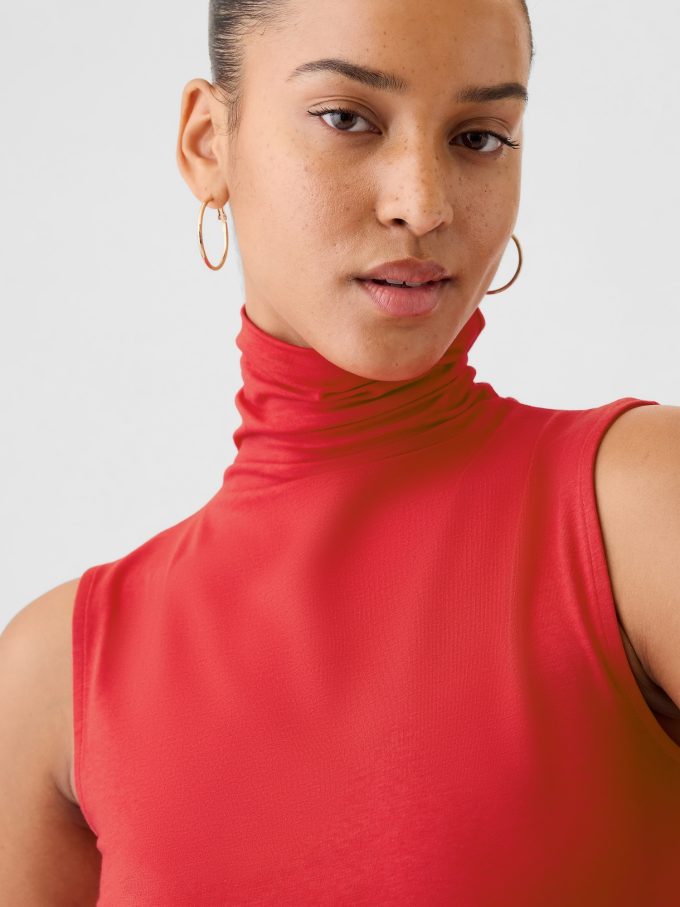 Fjäderlätt turtleneck linne