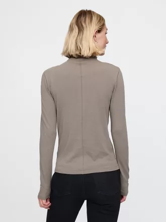 Fjäderlätt turtleneck