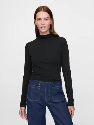 Fjäderlätt turtleneck-topp