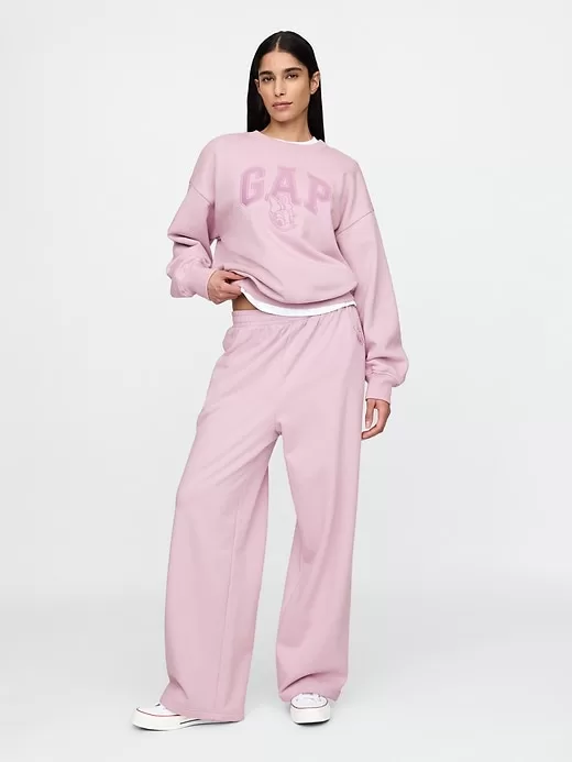 Gap × Disney Oversized Logo Sweatshirt Gap × Disney Oversized Logo Sweatshirt
