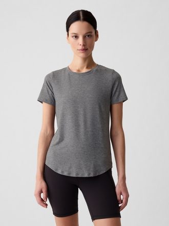 GapFit Breathe T-shirt
