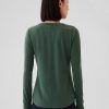 GapFit Breathe T-shirt