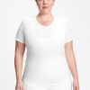 GapFit Breathe T-shirt med V-ringad GapFit Breathe T-shirt med V-ringad