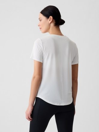 GapFit Breathe T-shirt
