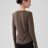 GapFit Breathe T-shirt