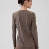 GapFit Breathe T-shirt