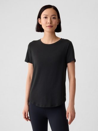 GapFit Breathe T-shirt