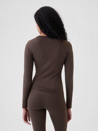 GapFit Lightweight Performance T-shirt