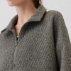 GapFit Quilted Jacquard Pullover med halv dragkedja
