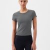 GapFit Studio Rib Cropped T-shirt
