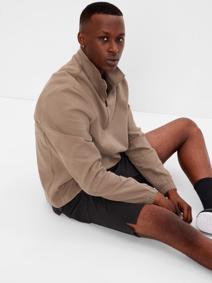 GapFit Tech Fleece Pullover med halv dragkedja