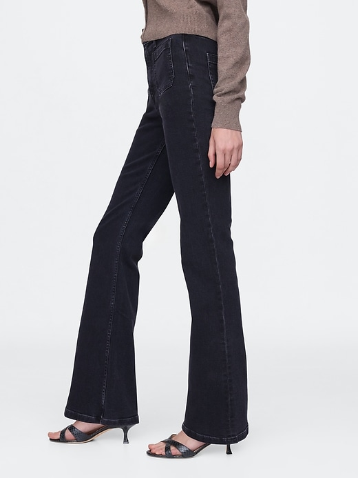 Höga 70-tals flare jeans Höga 70-tals flare jeans