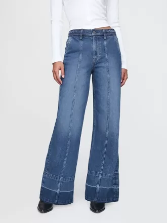 Jeans med vida ben i högt läge