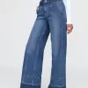 Jeans med vida ben i högt läge