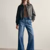 Jeans med vida ben i högt läge