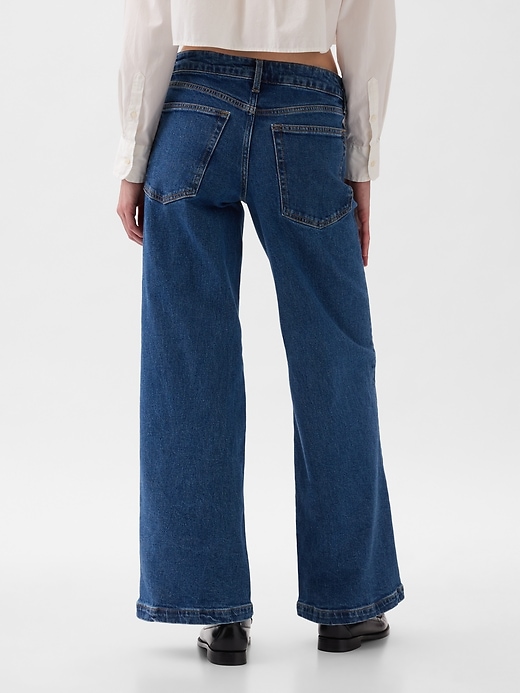 Jeans med vida ben i låga ben Jeans med vida ben i låga ben