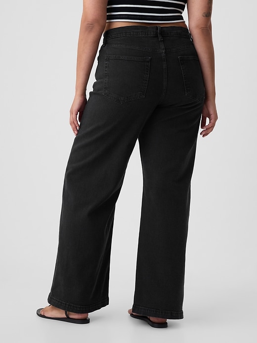 Jeans med vida ben med hög resning Jeans med vida ben med hög resning