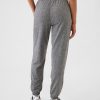 Joggingbyxor från GapFit lättviktsborstad jersey Joggingbyxor från GapFit lättviktsborstad jersey