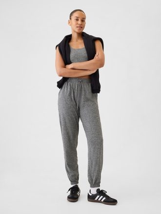 Joggingbyxor från GapFit lättviktsborstad jersey