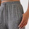 Joggingbyxor från GapFit lättviktsborstad jersey Joggingbyxor från GapFit lättviktsborstad jersey
