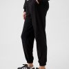 Joggingbyxor från GapFit lättviktsborstad jersey