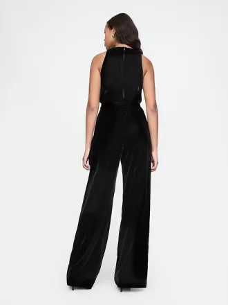 Jumpsuit med V-ringad sammet