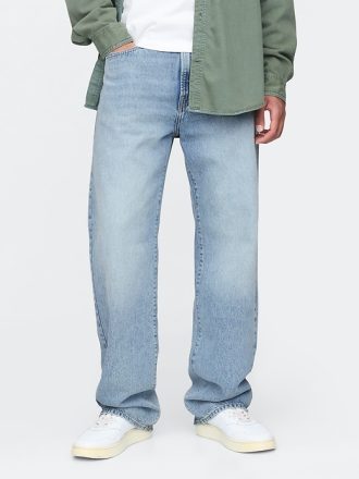 Lösa jeans från 90-talet