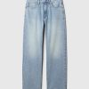 Lösa jeans från 90-talet