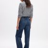Lösa jeans i medelhög 90-tal Lösa jeans i medelhög 90-tal