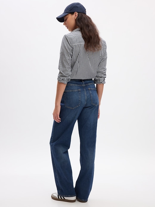 Lösa jeans i medelhög 90-tal Lösa jeans i medelhög 90-tal