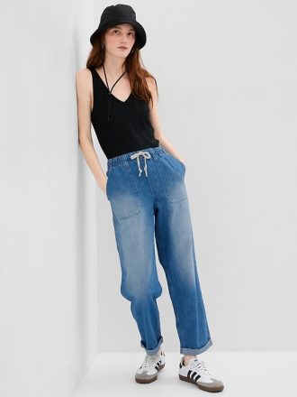 Medelhöga lätta Pull-On jeans