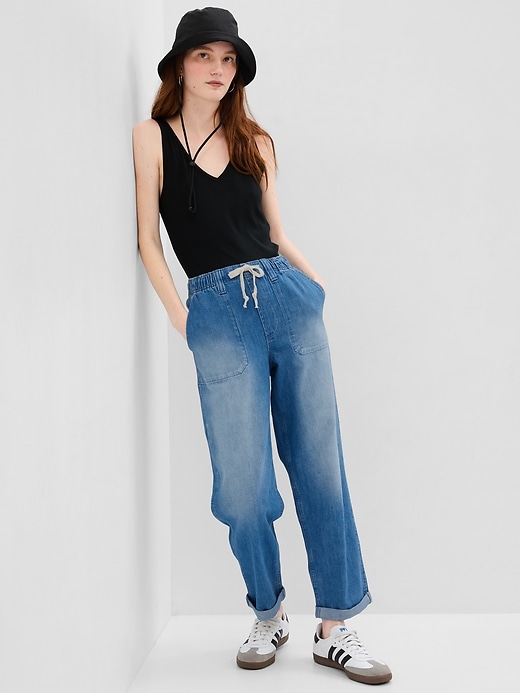 Medelhöga lätta Pull-On jeans Medelhöga lätta Pull-On jeans